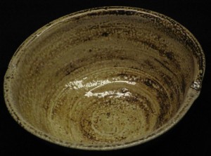 bowl Nancy S IO in slip